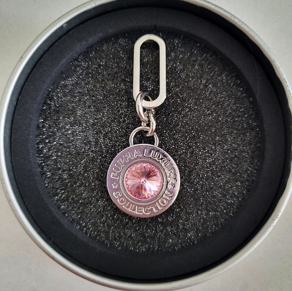 Puppia Crystal Pet Pendant - Picture 2 of 4